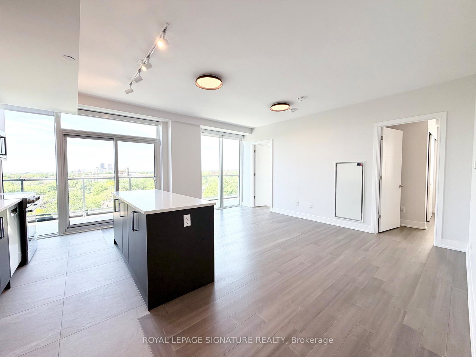 664-spadina-avenue-toronto-ontario-c13240418
