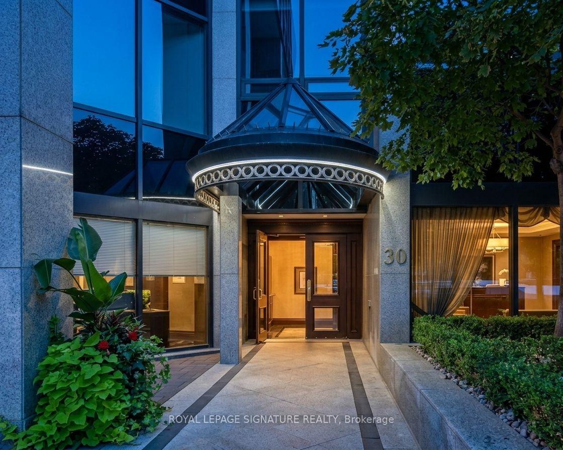 30-wellington-street-e-toronto-ontario-c13240542