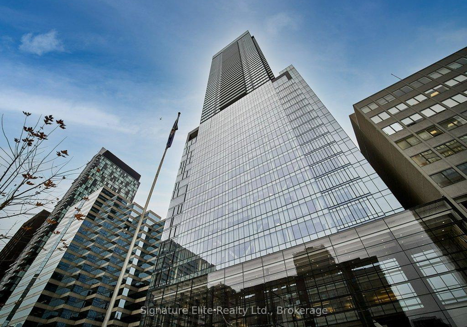 488-university-avenue-toronto-ontario-c13240556