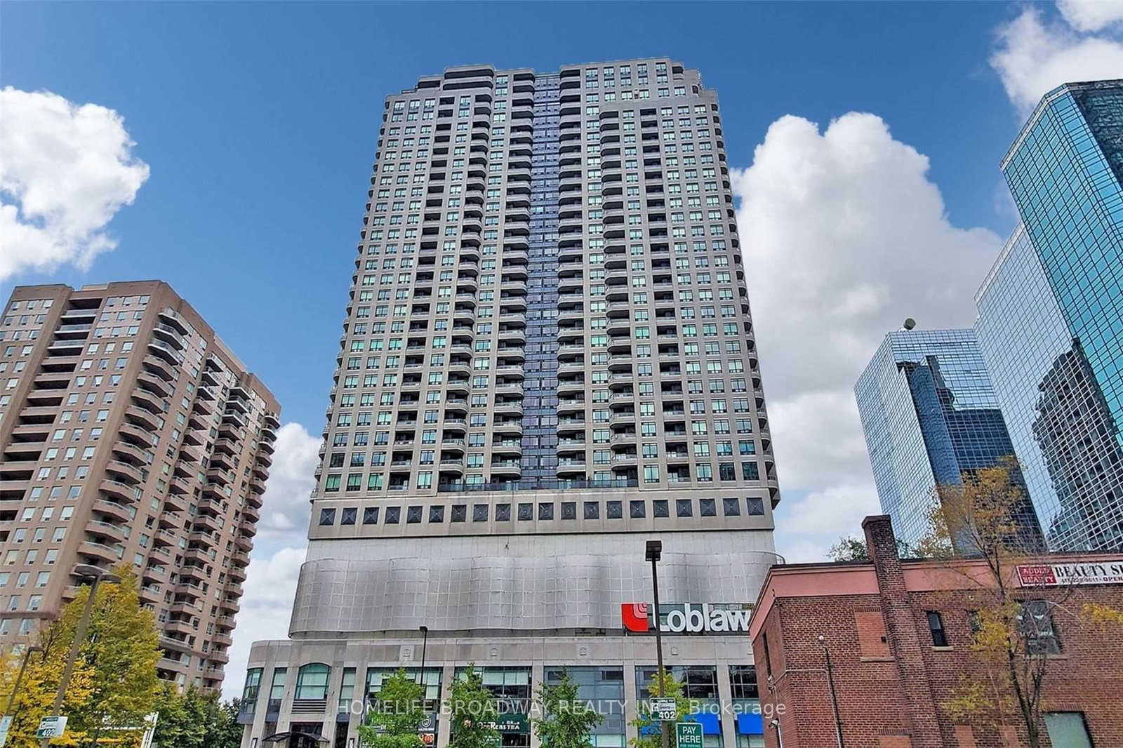 33-empress-avenue-north-york-ontario-c13240594