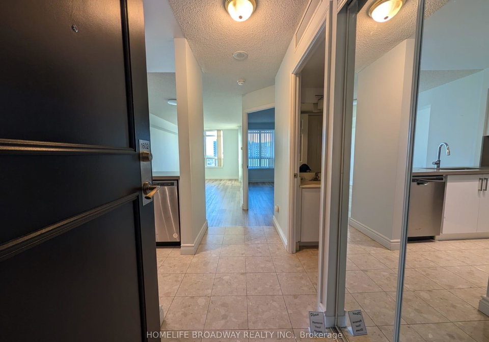33-empress-avenue-north-york-ontario-c13240594