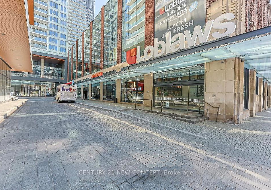 17-bathurst-street-toronto-ontario-c13240638