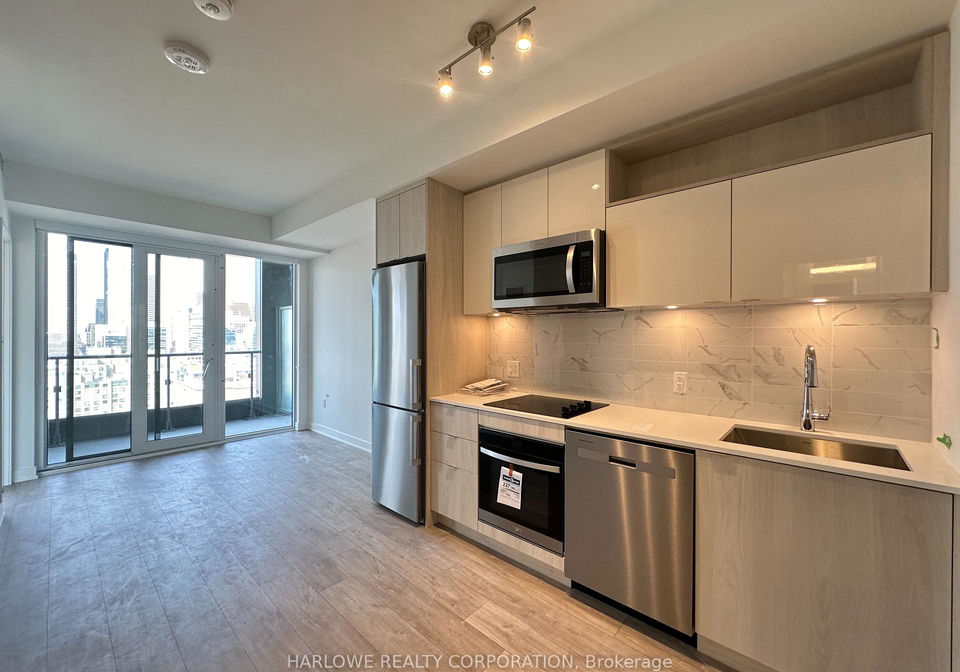 135-lower-sherbourne-street-toronto-ontario-c13240660