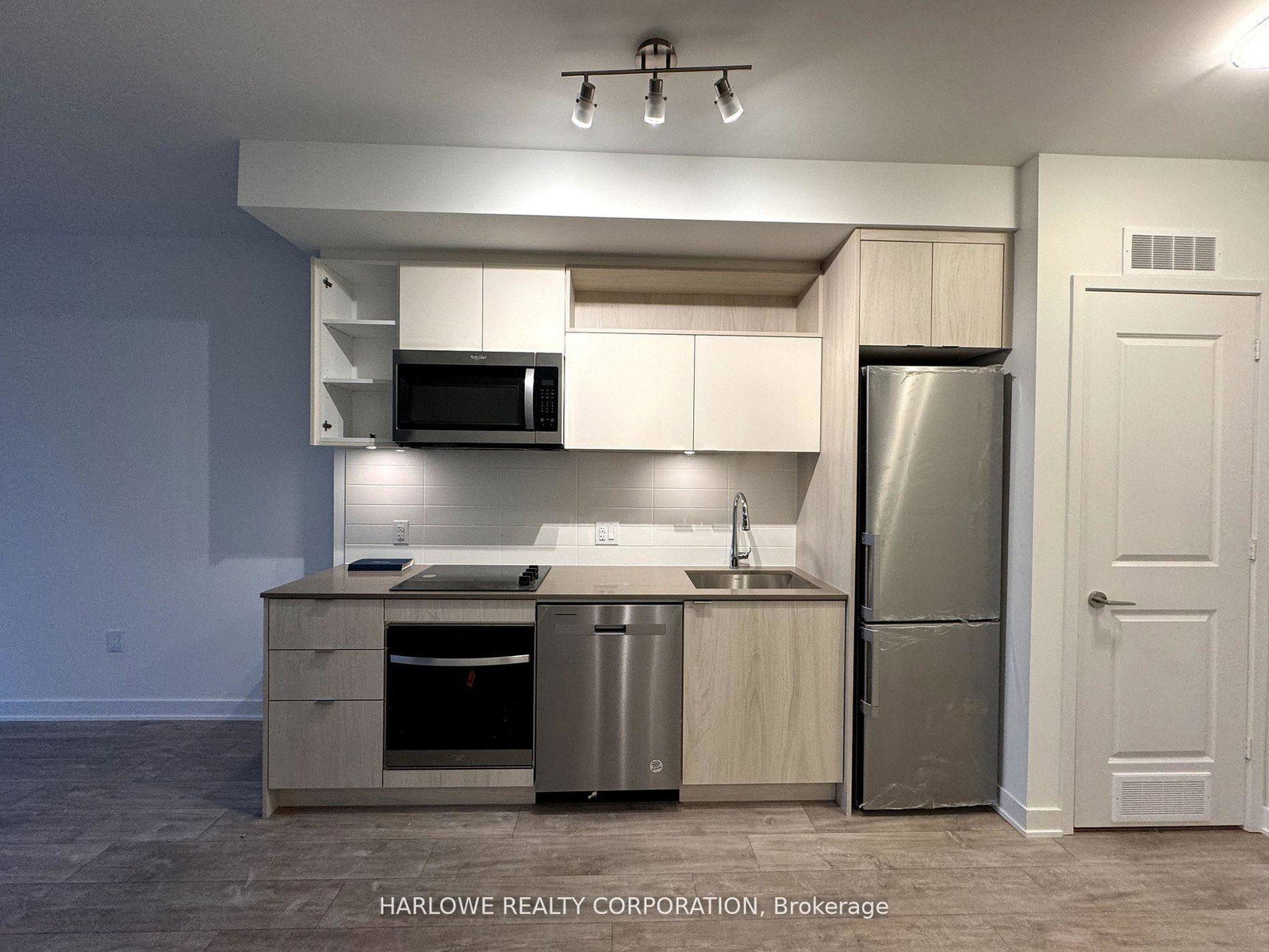 100-dalhousie-street-toronto-ontario-c13240682