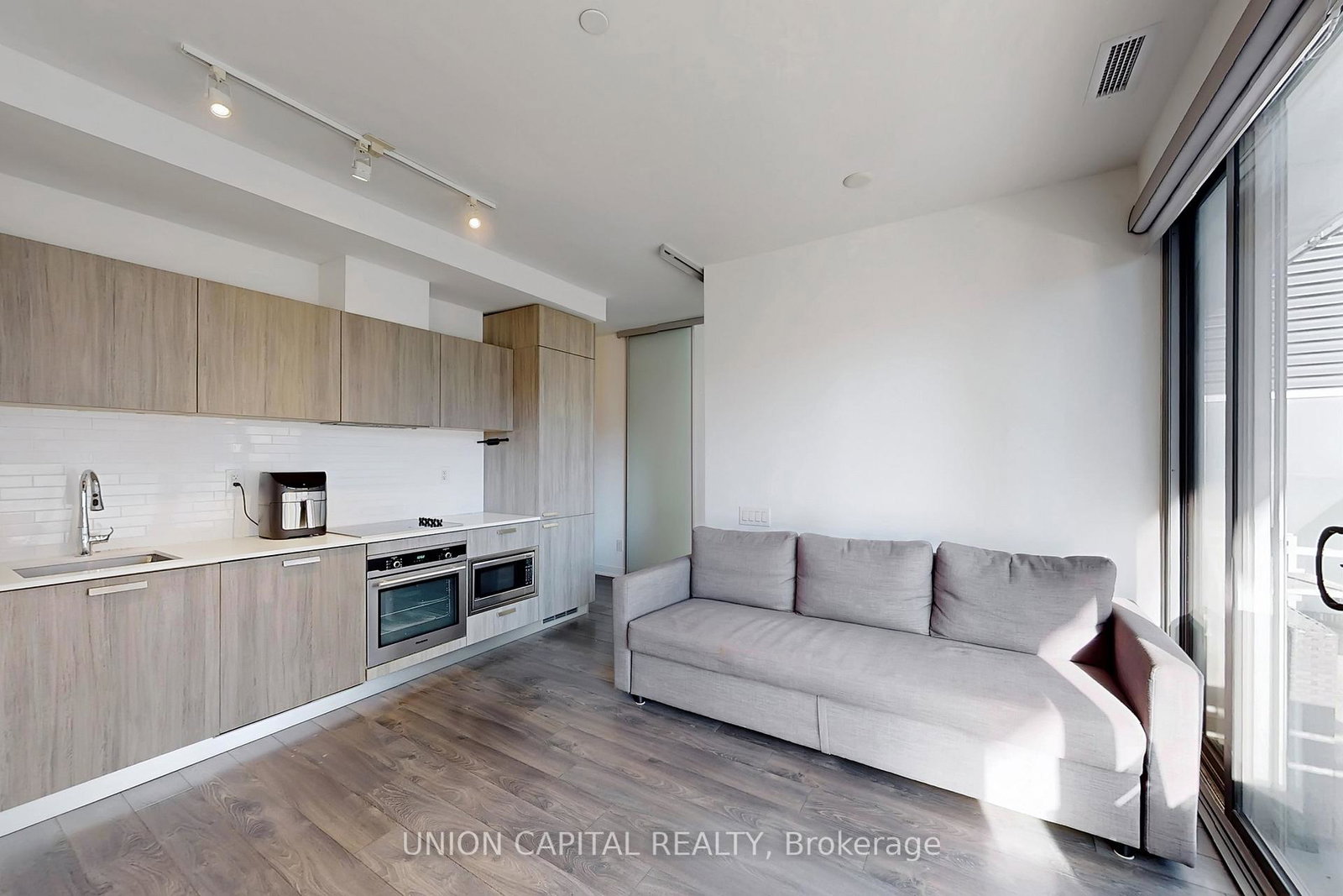 50-charles-street-e-toronto-ontario-c13240738