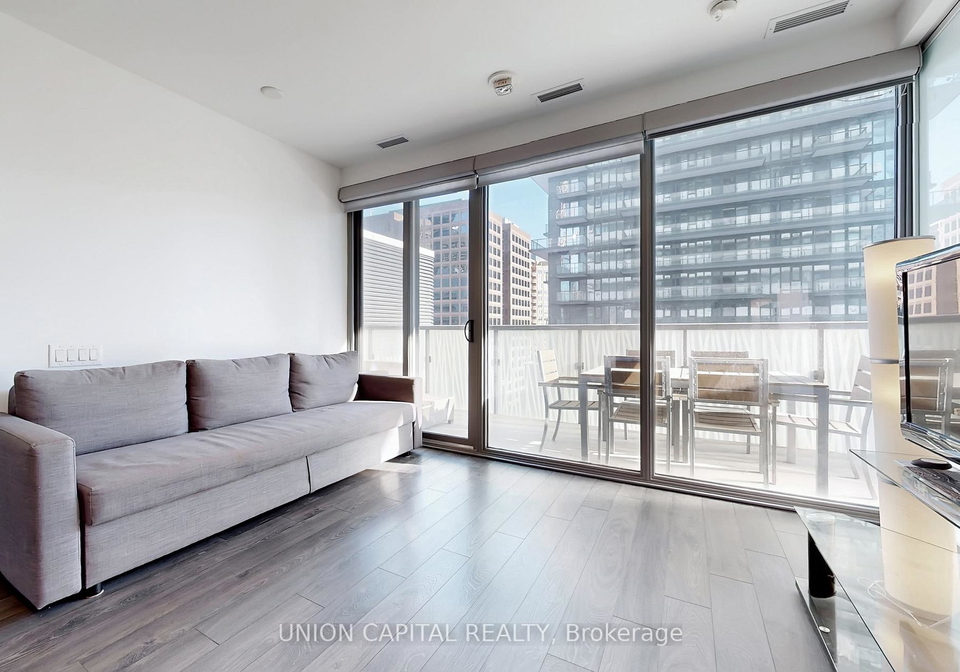 50-charles-street-e-toronto-ontario-c13240738