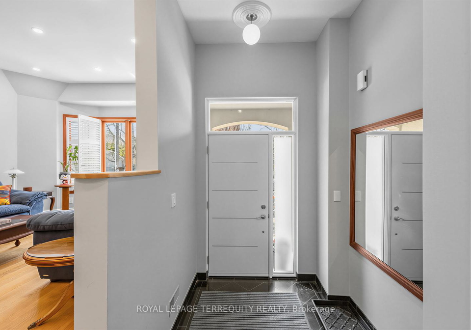 21-hadley-road-toronto-ontario-c13240826