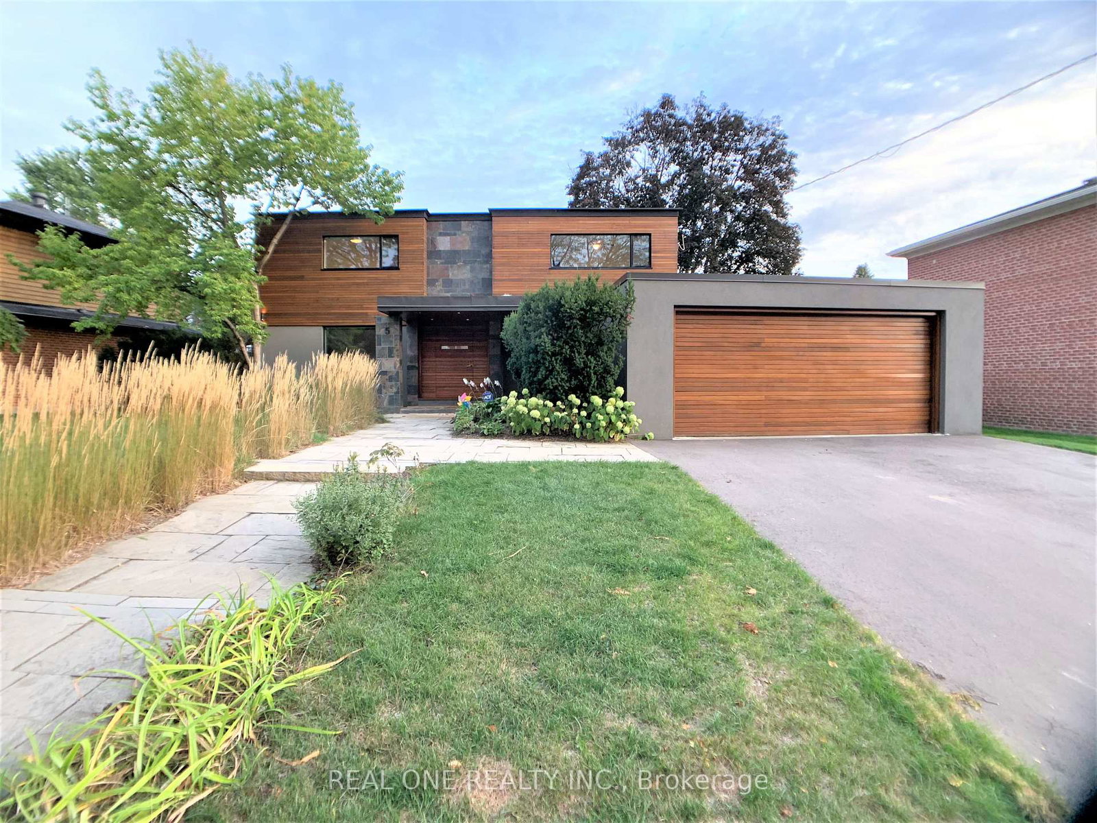 5-dunlace-drive-north-york-ontario-c13240864