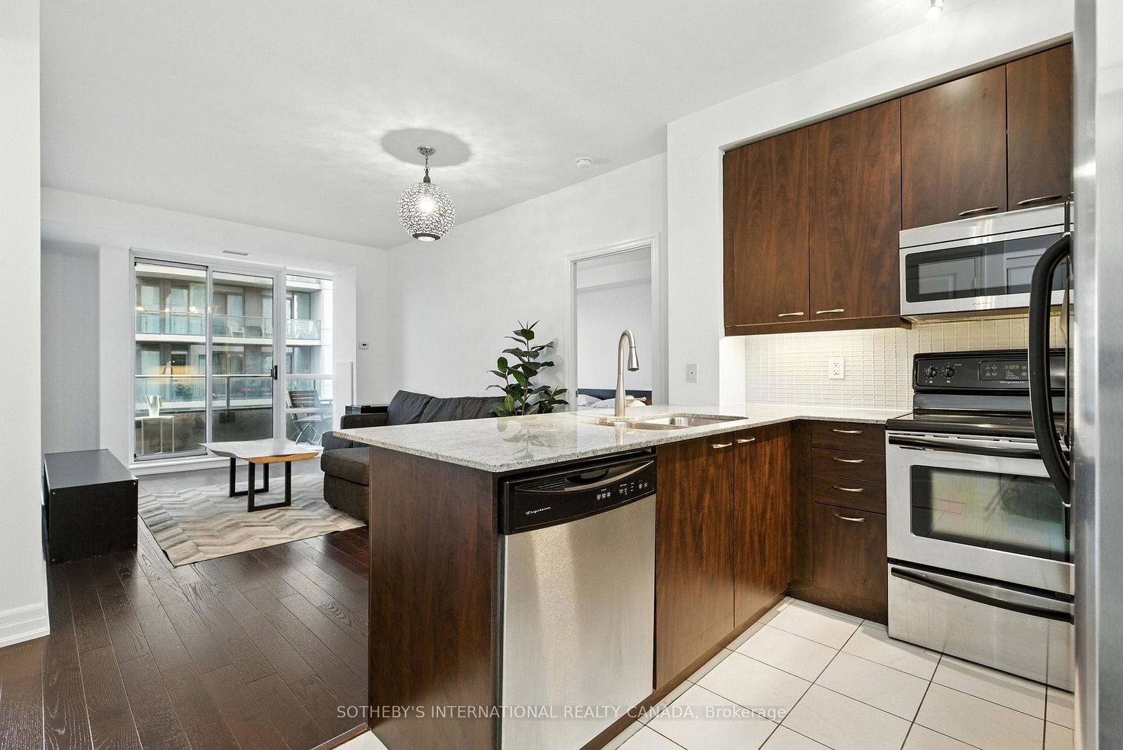 500-st-clair-avenue-w-toronto-ontario-c13240956