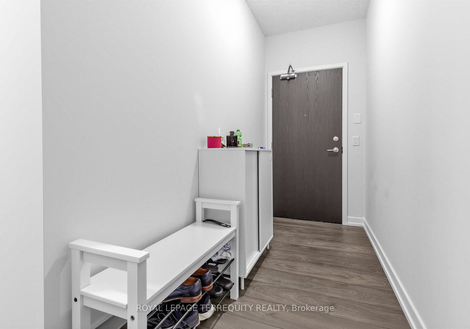 200-sackville-street-toronto-ontario-c13241038