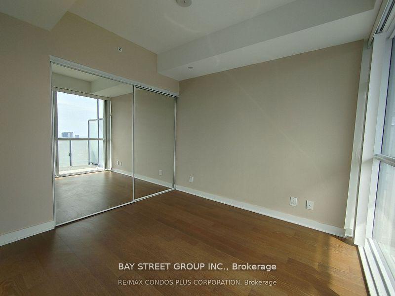 15-grenville-street-toronto-ontario-c13241070