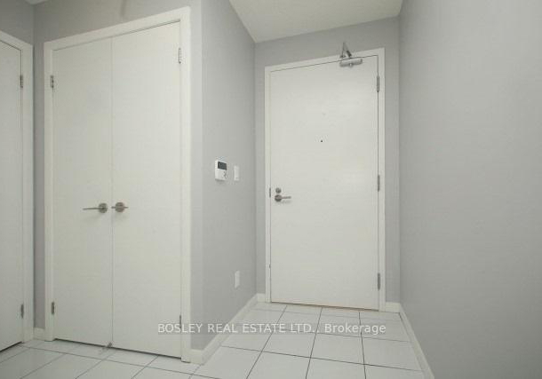 209-fort-york-boulevard-toronto-ontario-c13241264