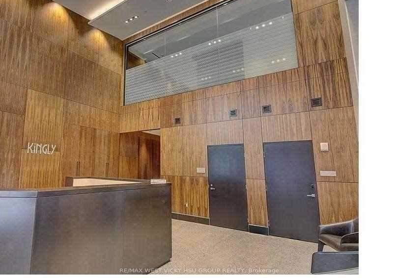 501-adelaide-street-w-toronto-ontario-c13241382