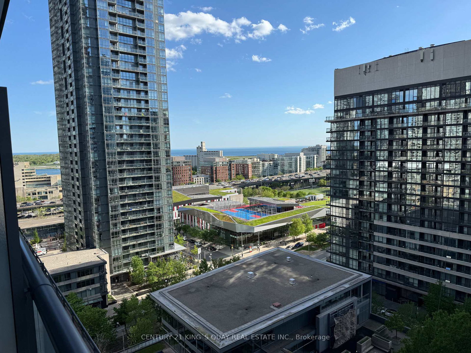 4k-spadina-avenue-toronto-ontario-c13241780