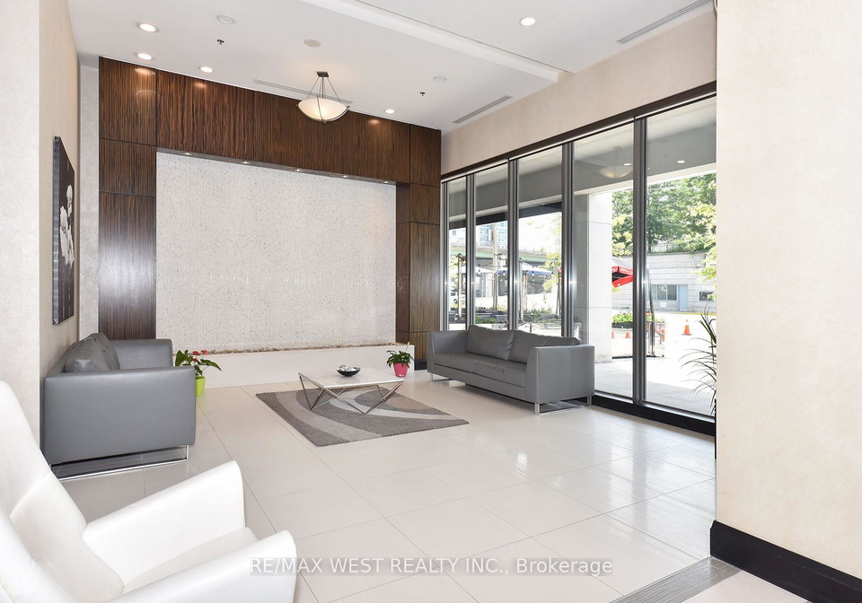 25-lower-simcoe-street-toronto-ontario-c13241838