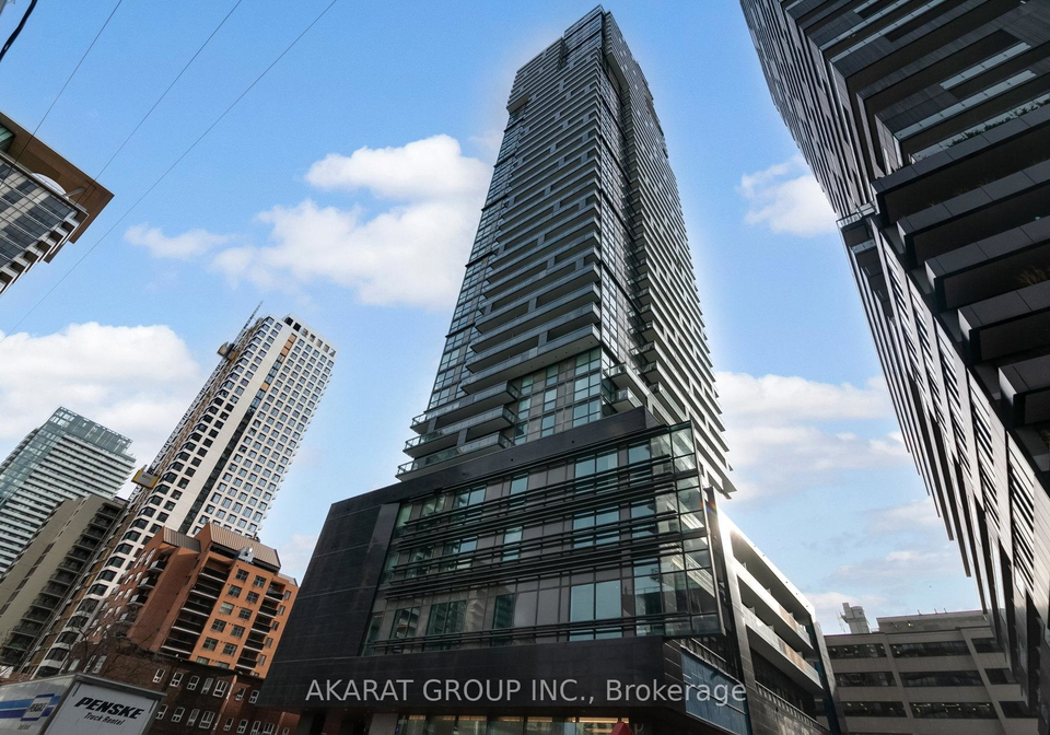 39-roehampton-avenue-toronto-ontario-c13242080