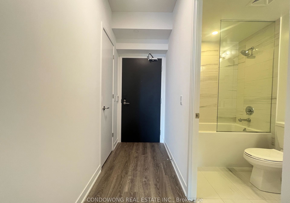 180-front-street-e-toronto-ontario-c13242264