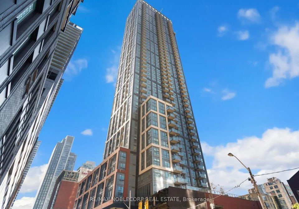 108-peter-street-toronto-ontario-c13242268