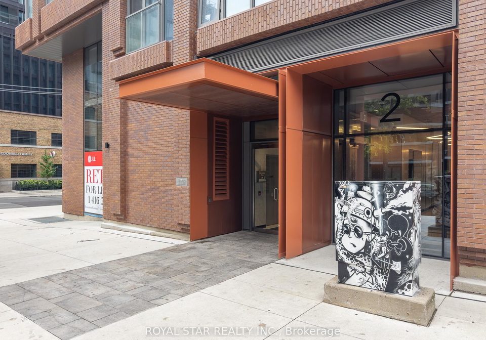 2-augusta-avenue-toronto-ontario-c13242382