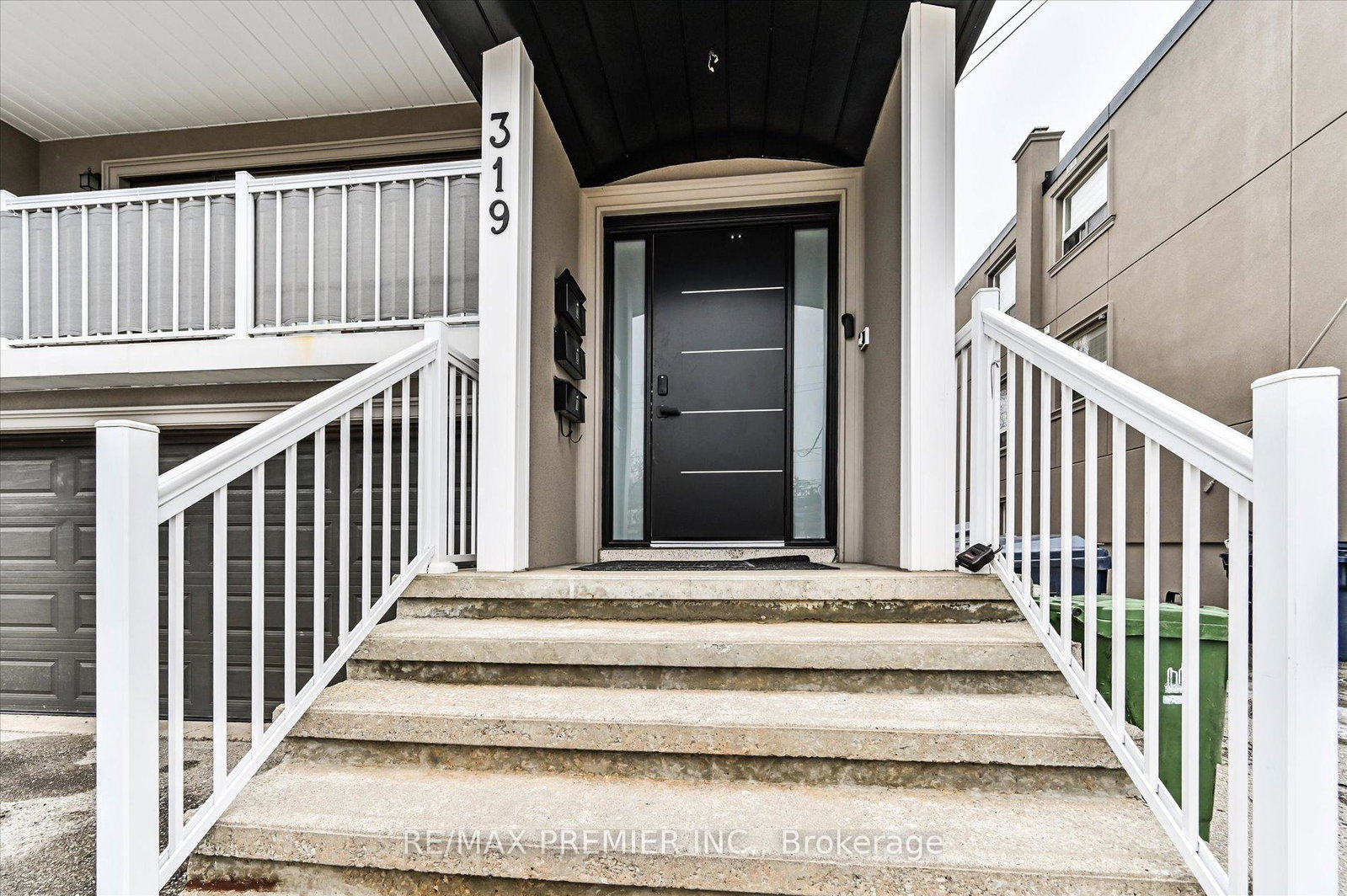 319-wilmington-avenue-toronto-ontario-c13242992