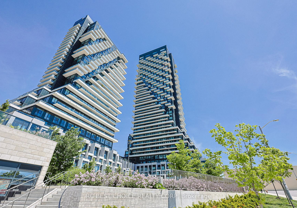 30-inn-on-the-park-drive-north-york-ontario-c13243580