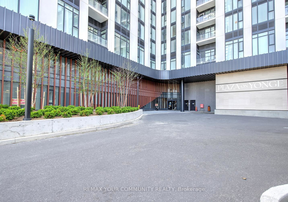 5858-yonge-street-toronto-ontario-c13243604