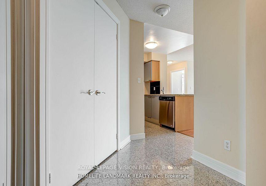 16-harrison-garden-boulevard-north-york-ontario-c13243644