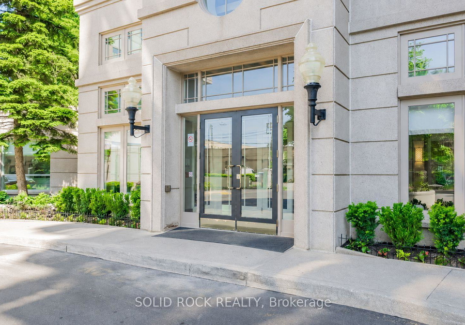 8-covington-road-n-toronto-ontario-c13245360
