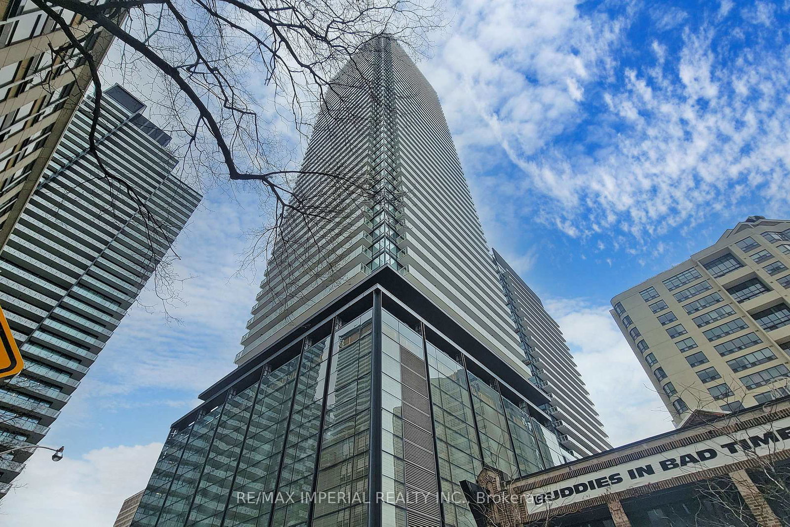 501-yonge-street-toronto-ontario-c13245424