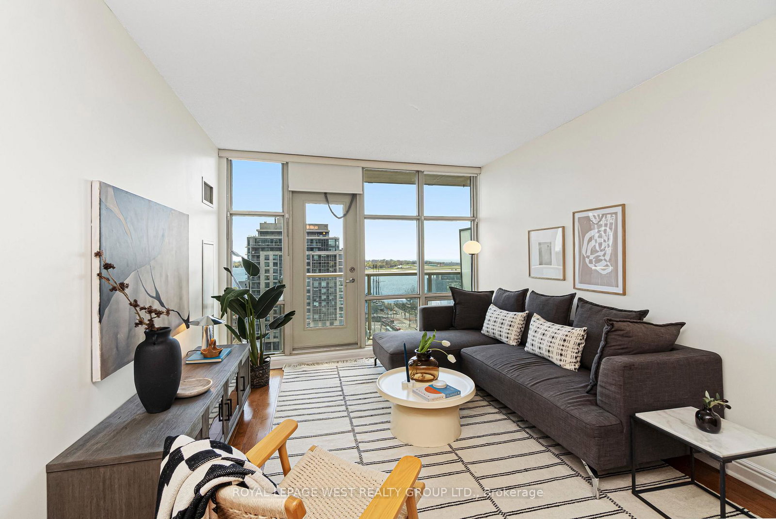 35-mariner-terrace-toronto-ontario-c13245478
