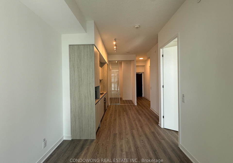 180-front-street-e-toronto-ontario-c13245506