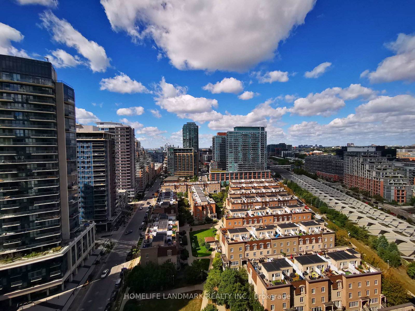 19-western-battery-road-toronto-ontario-c13245552