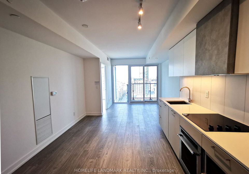 19-western-battery-road-toronto-ontario-c13245552