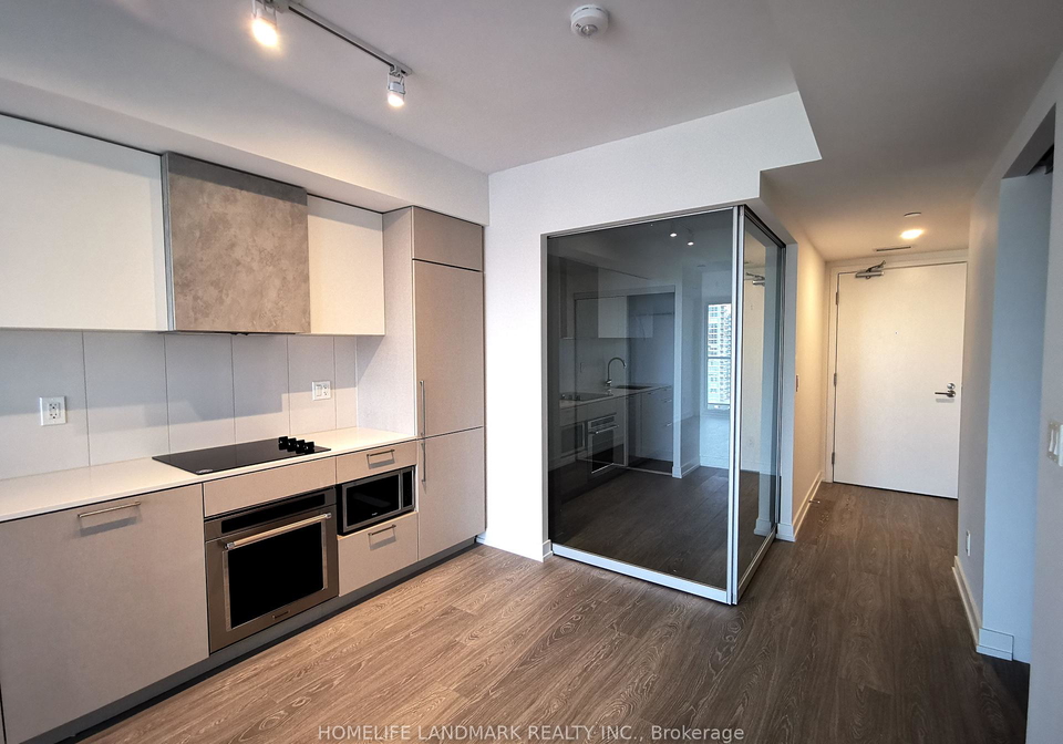 19-western-battery-road-toronto-ontario-c13245552