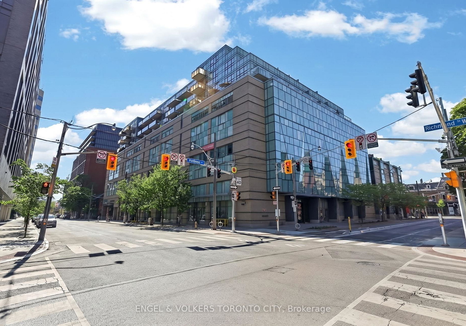 156-portland-street-toronto-ontario-c13245562