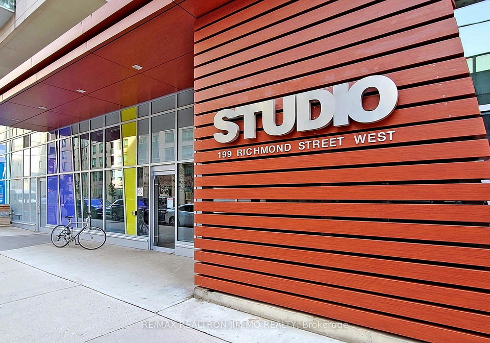 199-richmond-street-w-toronto-ontario-c13245570