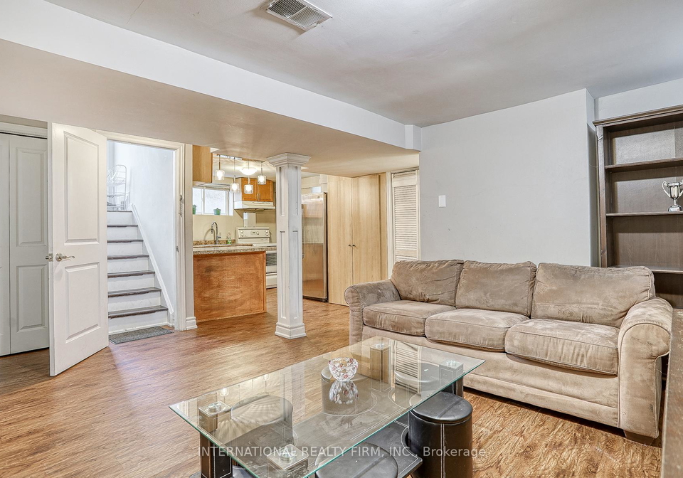 4-yeomans-road-toronto-ontario-c13245822