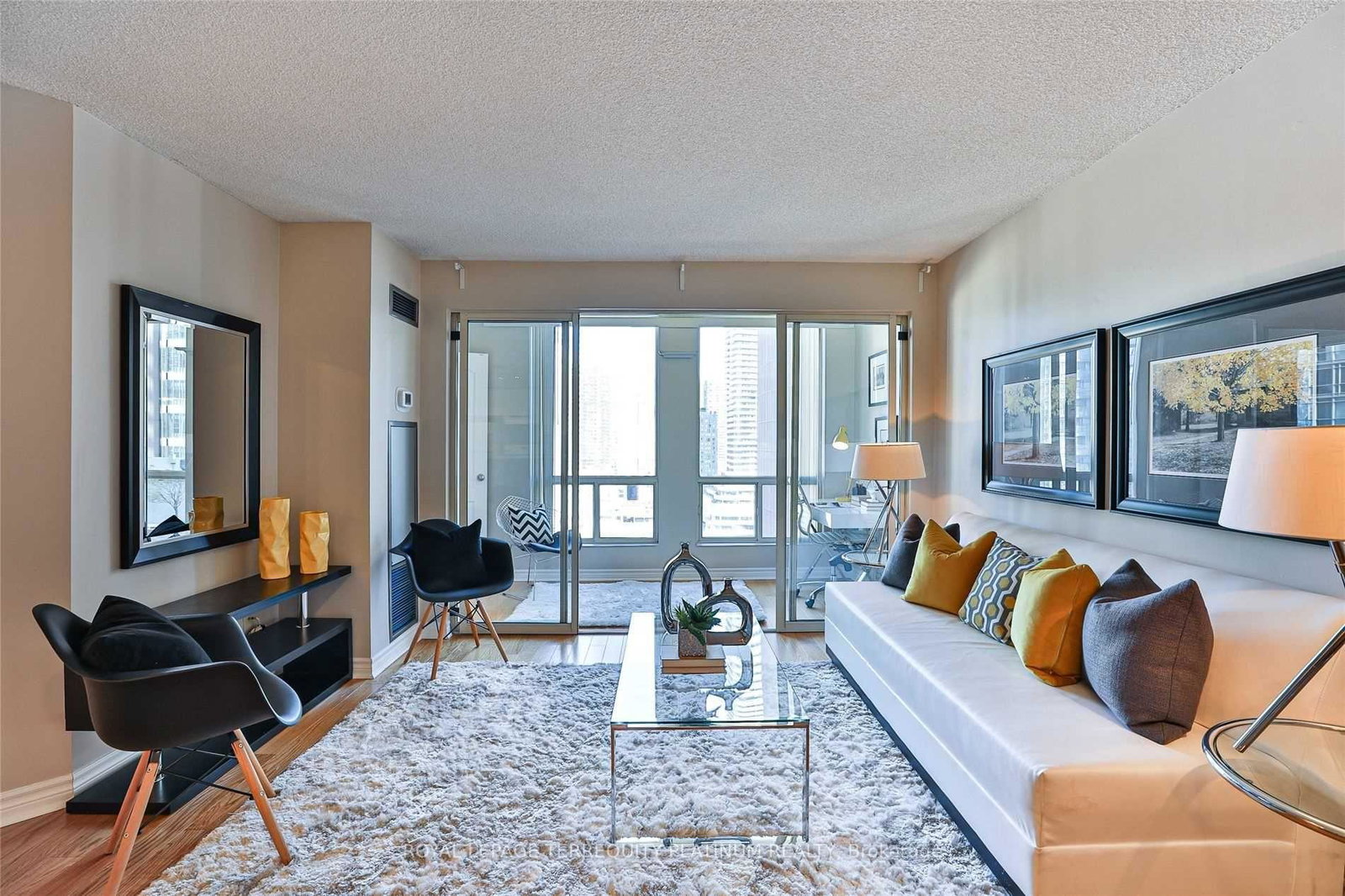 25-grenville-street-toronto-ontario-c13245832