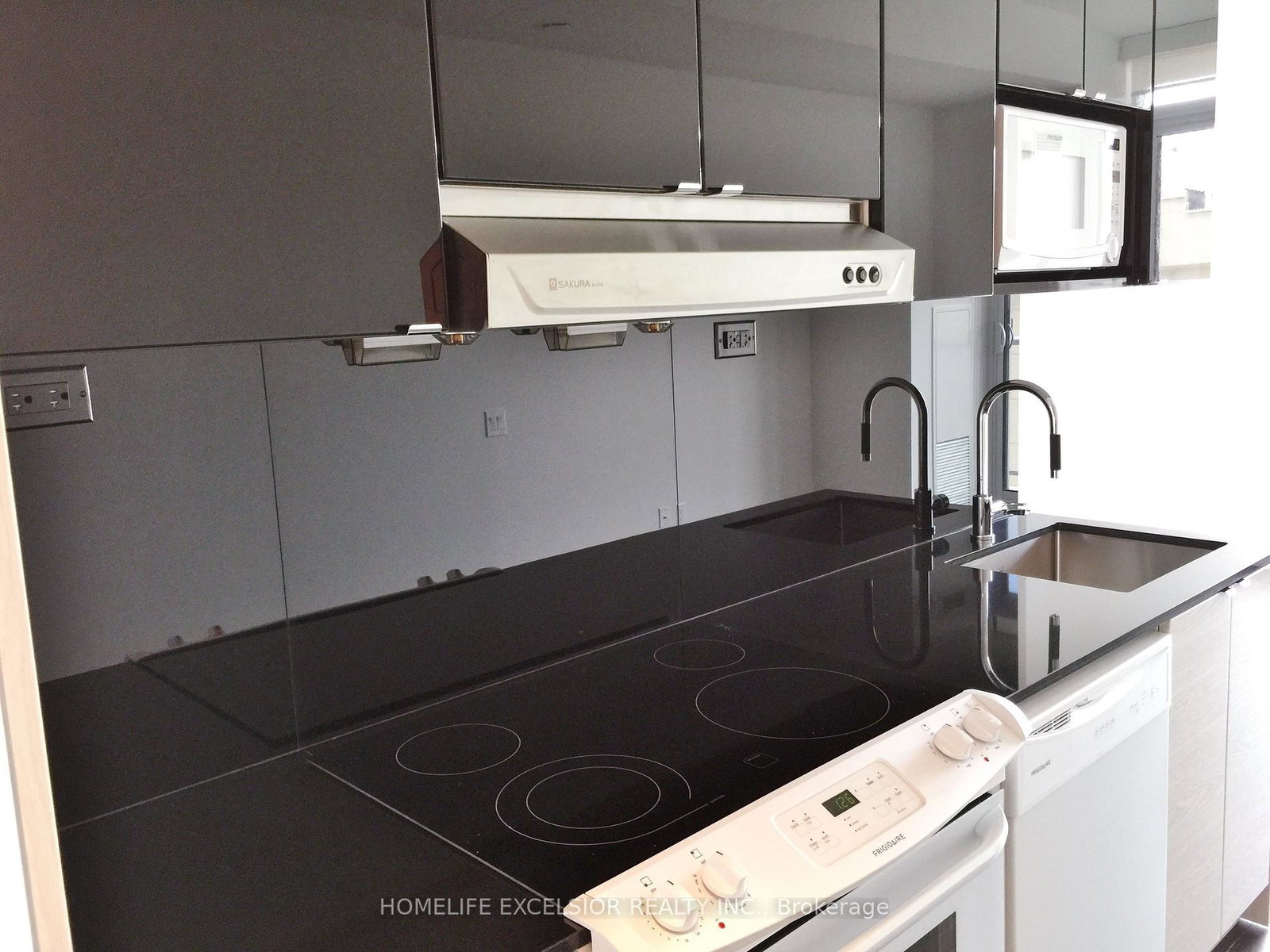 72-esther-shiner-boulevard-north-york-ontario-c13245906