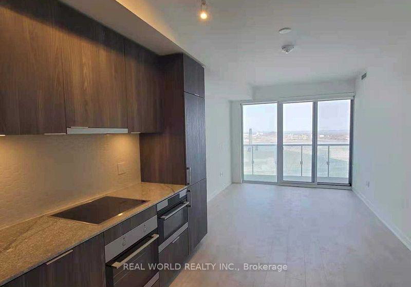 15-queens-quay-e-toronto-ontario-c13245920