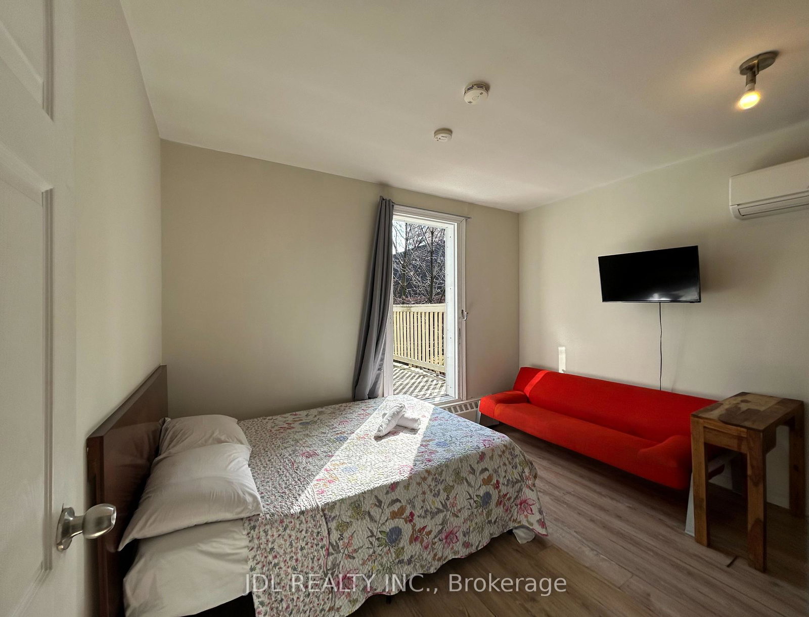 3-pembroke-st-street-toronto-ontario-c13246004