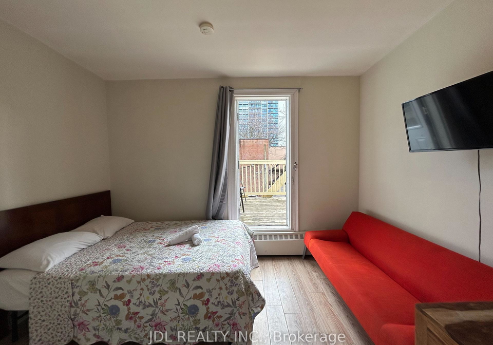 3-pembroke-st-street-toronto-ontario-c13246004