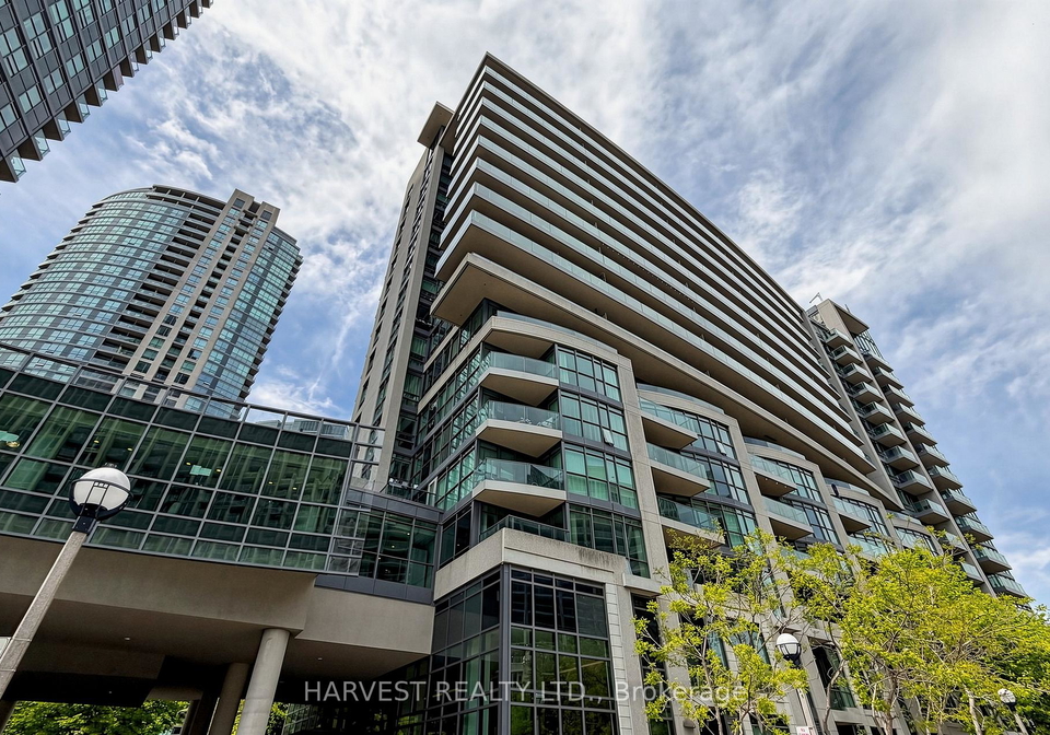 209-fort-york-boulevard-toronto-ontario-c13246104