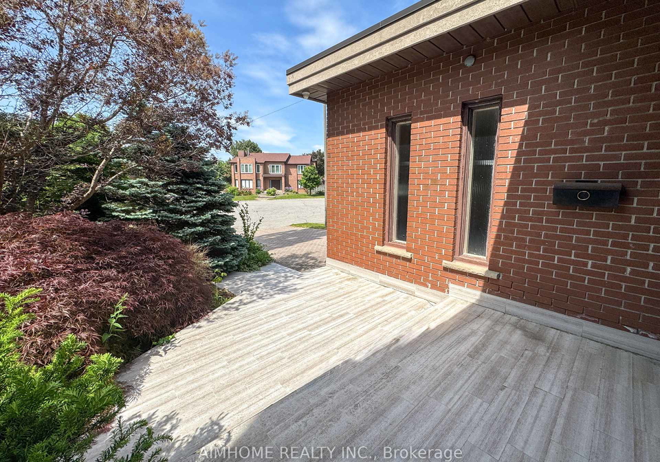 103-clarinda-drive-north-york-ontario-c13246152
