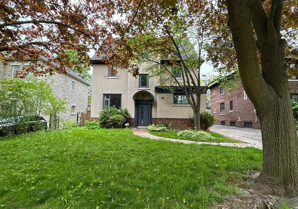 19-glengrove-avenue-e-toronto-ontario-c13246290