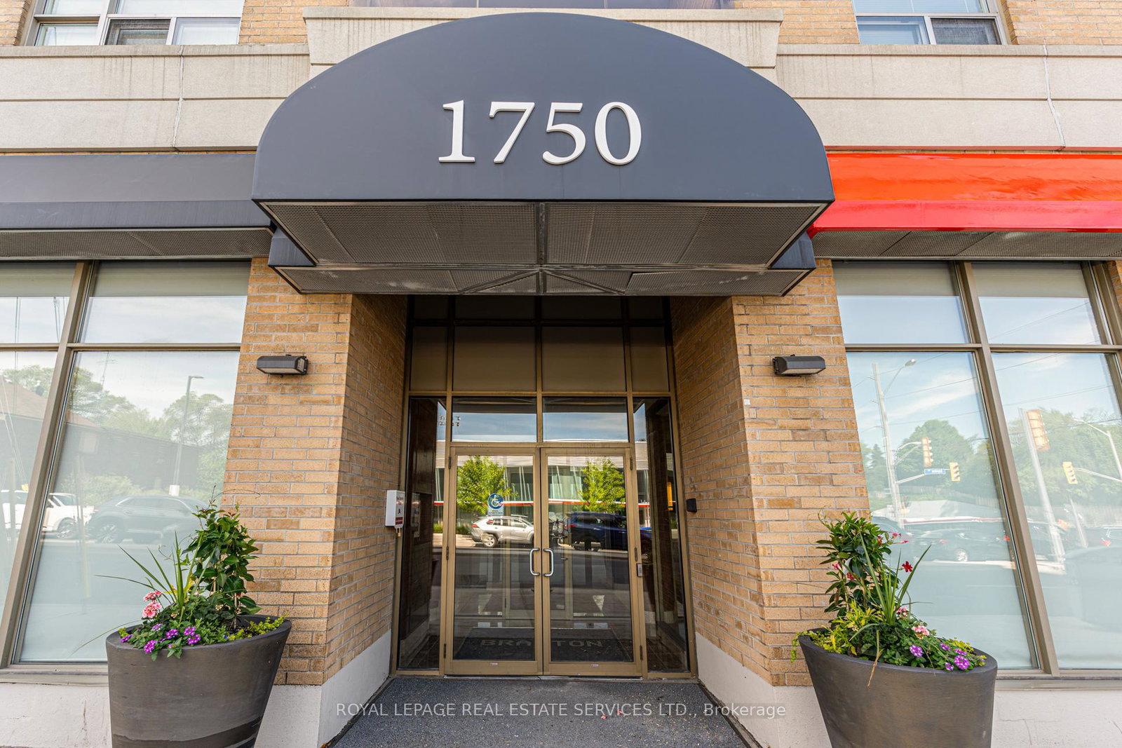1750-bayview-avenue-toronto-ontario-c13246780