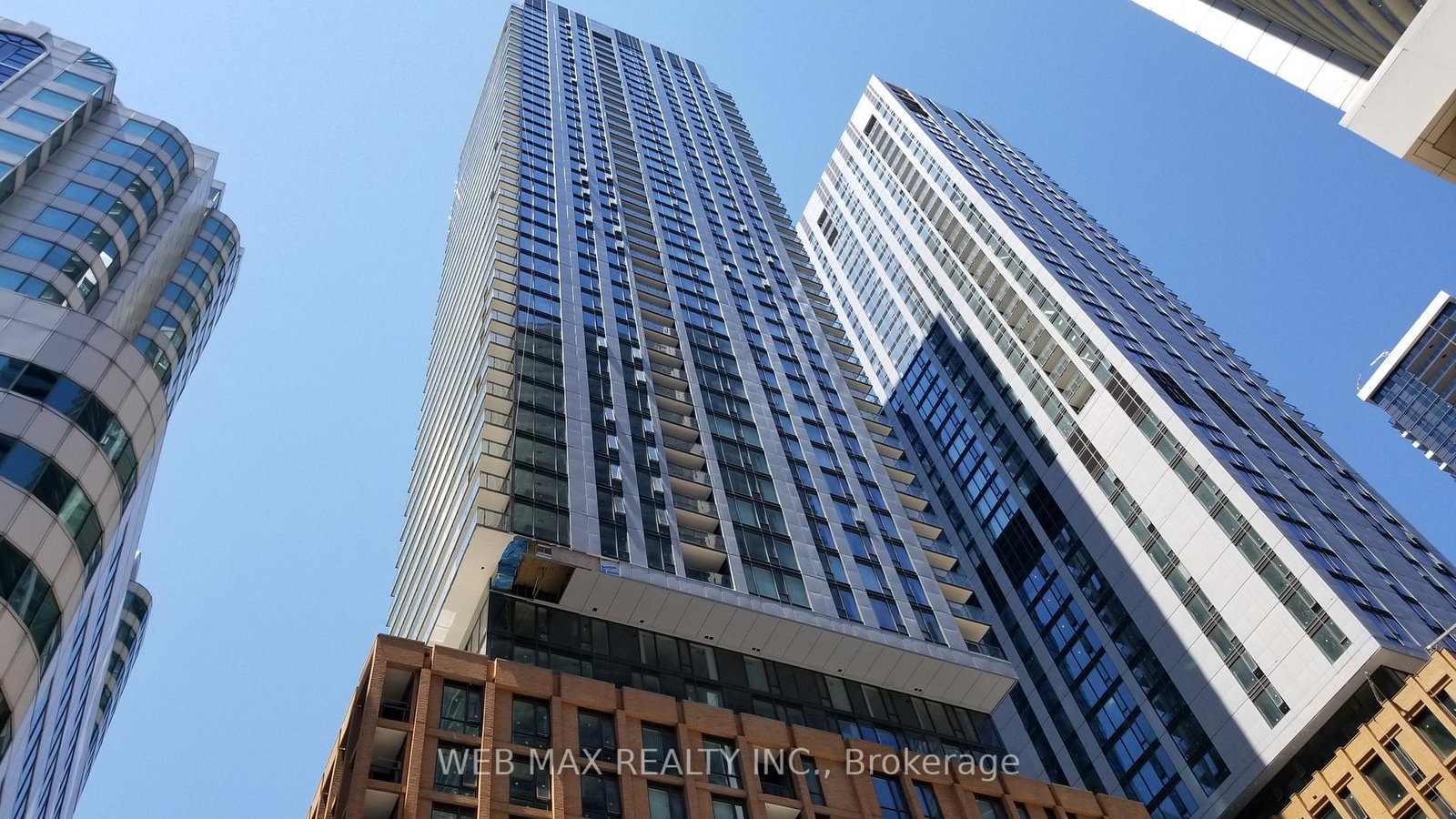 8-widmer-street-toronto-ontario-c13246832