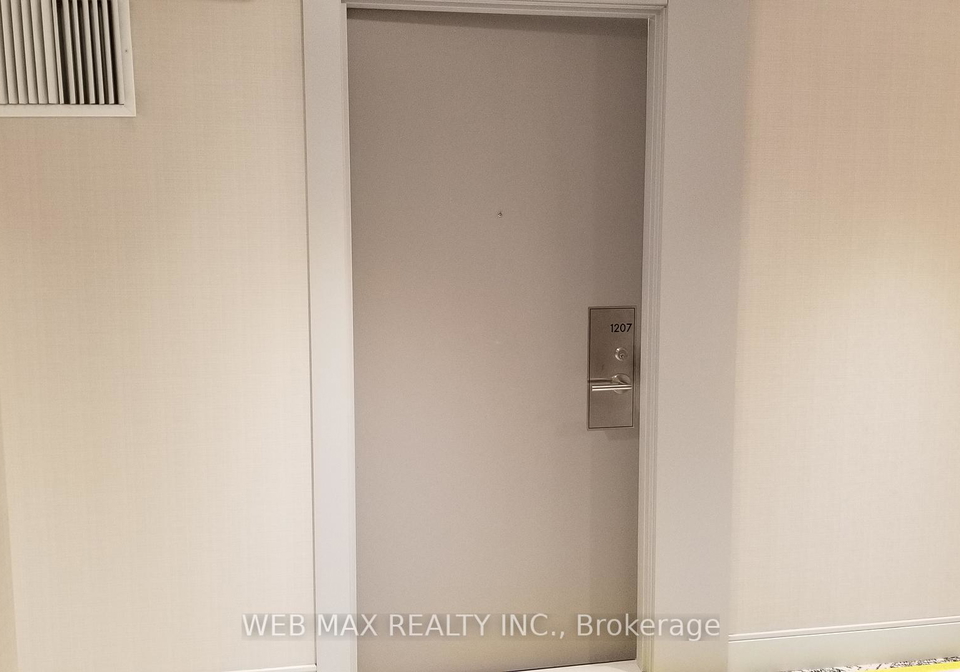8-widmer-street-toronto-ontario-c13246832