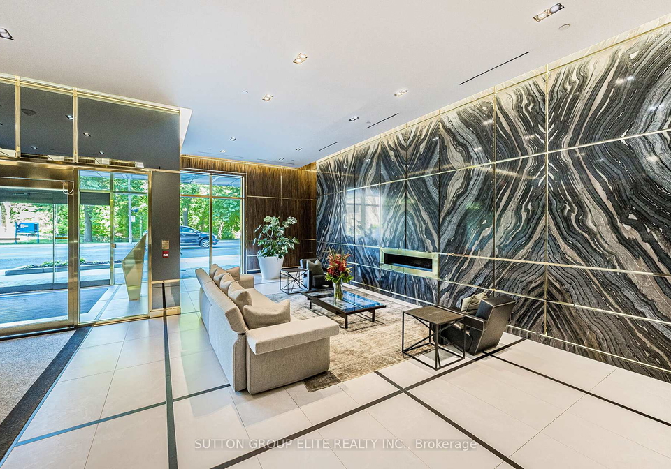 3018-yonge-street-toronto-ontario-c13246888