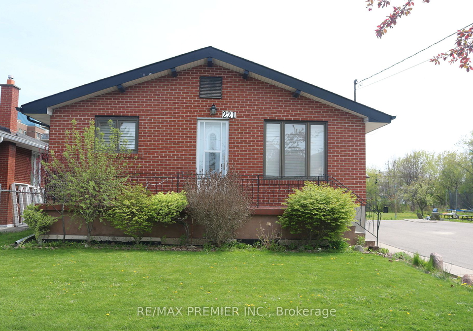 221-cocksfield-avenue-toronto-ontario-c13246950